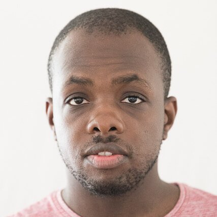 Porträt Davis Ndombasi